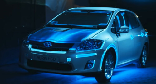Artikelbild für: 3D Projection Mapping: Toyota Auris Hybrid „Get Your Energy Back“