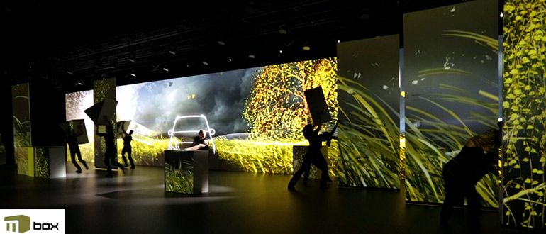 Artikelbild für: Hinter den Kulissen: Inszenierung der Mercedes V-Klasse mit Projection Mapping auf mobilen Bühnenelementen