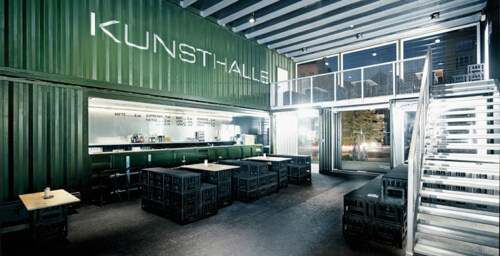 Artikelbild für: Location: Platoon Kunsthalle Berlin aus 33 Containern