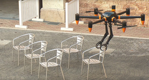 Artikelbild für: Dein neuer Eventmanagement-Mitarbeiter: Drohne mit zwei Roboterarmen