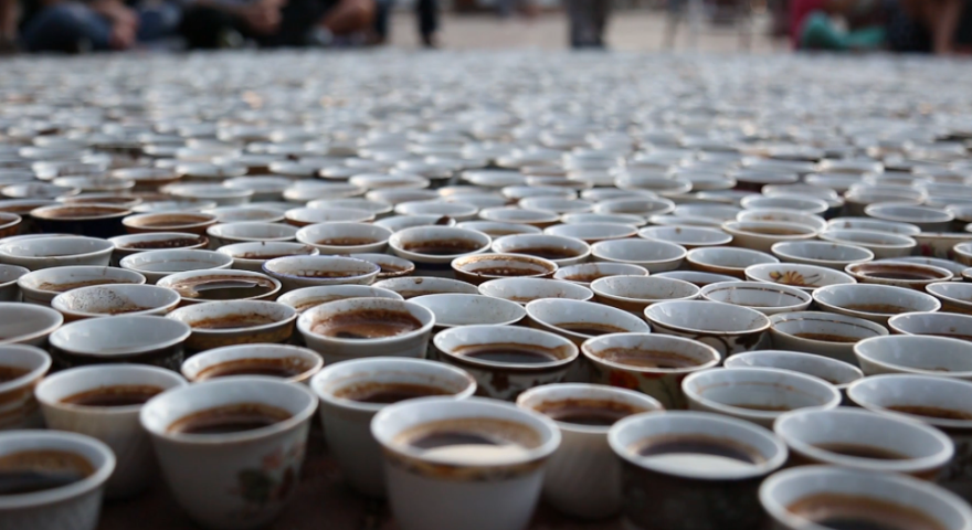 Artikelbild für: ŠTO TE NEMA: Ein Denkmal aus ungetrunkenen Kaffeetassen