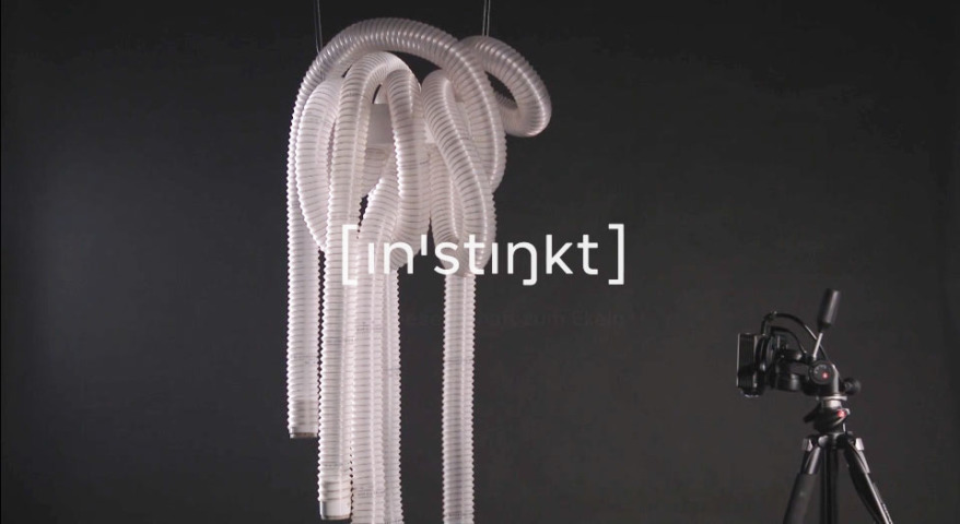 Artikelbild für: Interaktive Netz-Installation: Unnumbered Sparks