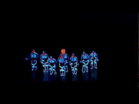 Amazing Tron Dance performed by Wrecking Crew Orchestra
